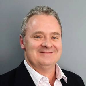 Shartru Wealth Dealer Group Chief Executive Officer B.Comm, F Fin, CFP Robert Coyte