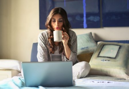 Half of Australia CANT SLEEP because of money worries